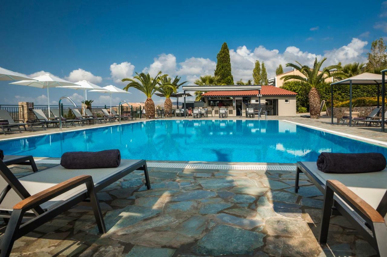 Antonia Hotel Vlachata ภายนอก รูปภาพ